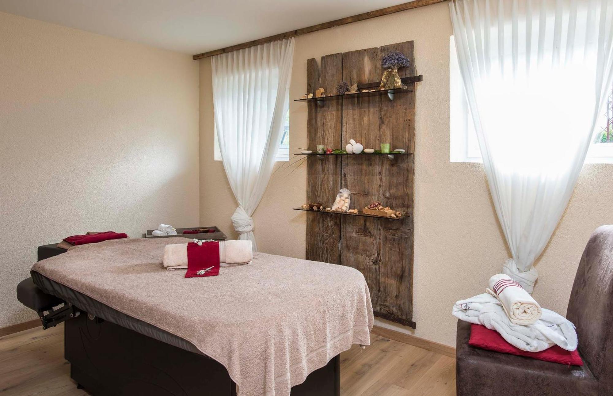 Salzano Hotel - Spa - Restaurant Unterseen エクステリア 写真