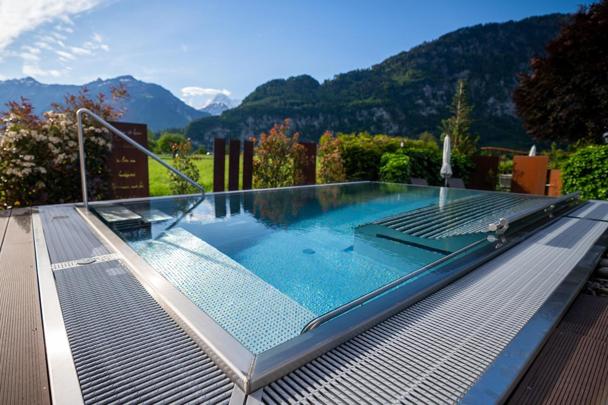 Salzano Hotel - Spa - Restaurant Unterseen エクステリア 写真