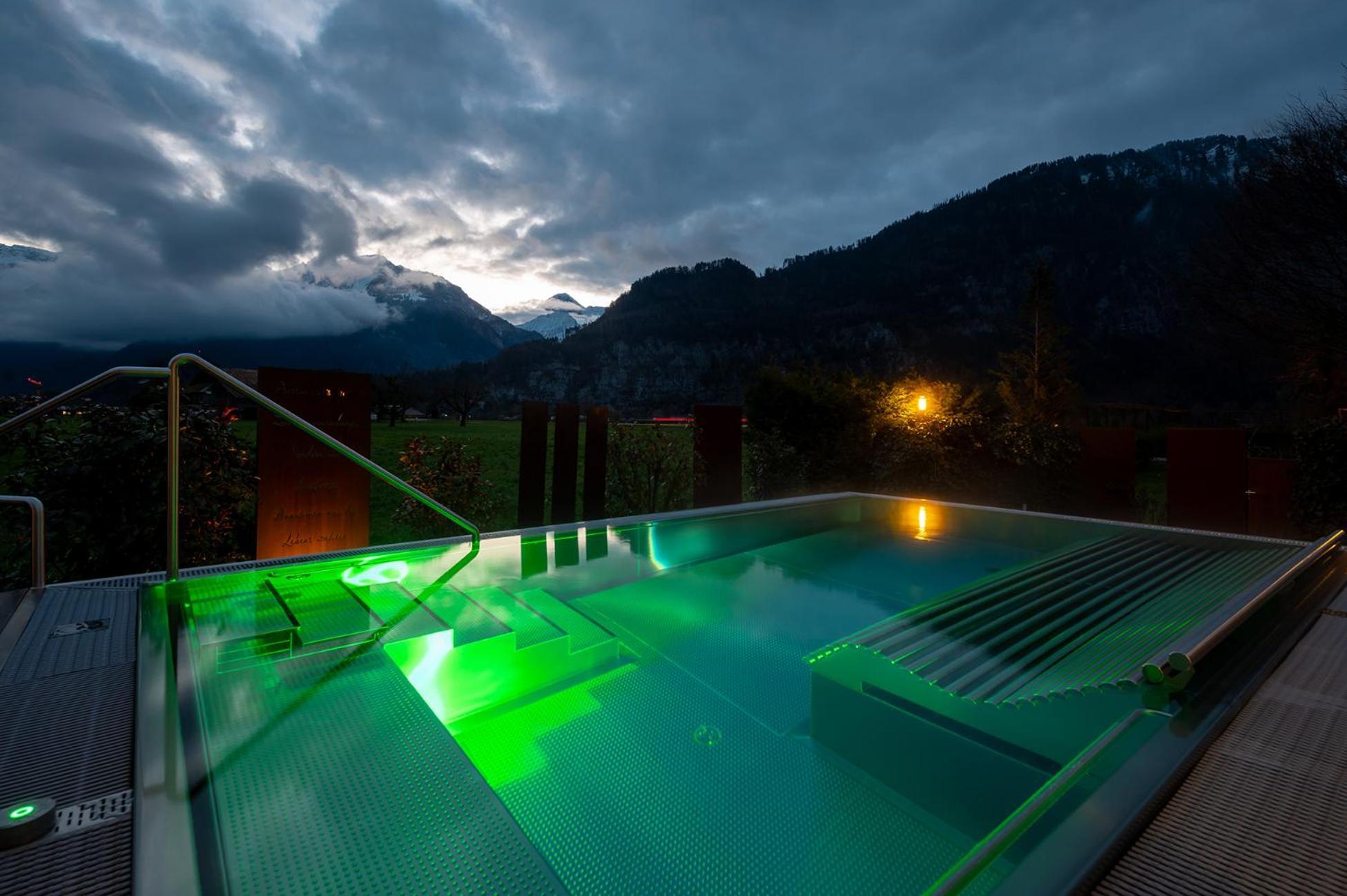Salzano Hotel - Spa - Restaurant Unterseen エクステリア 写真