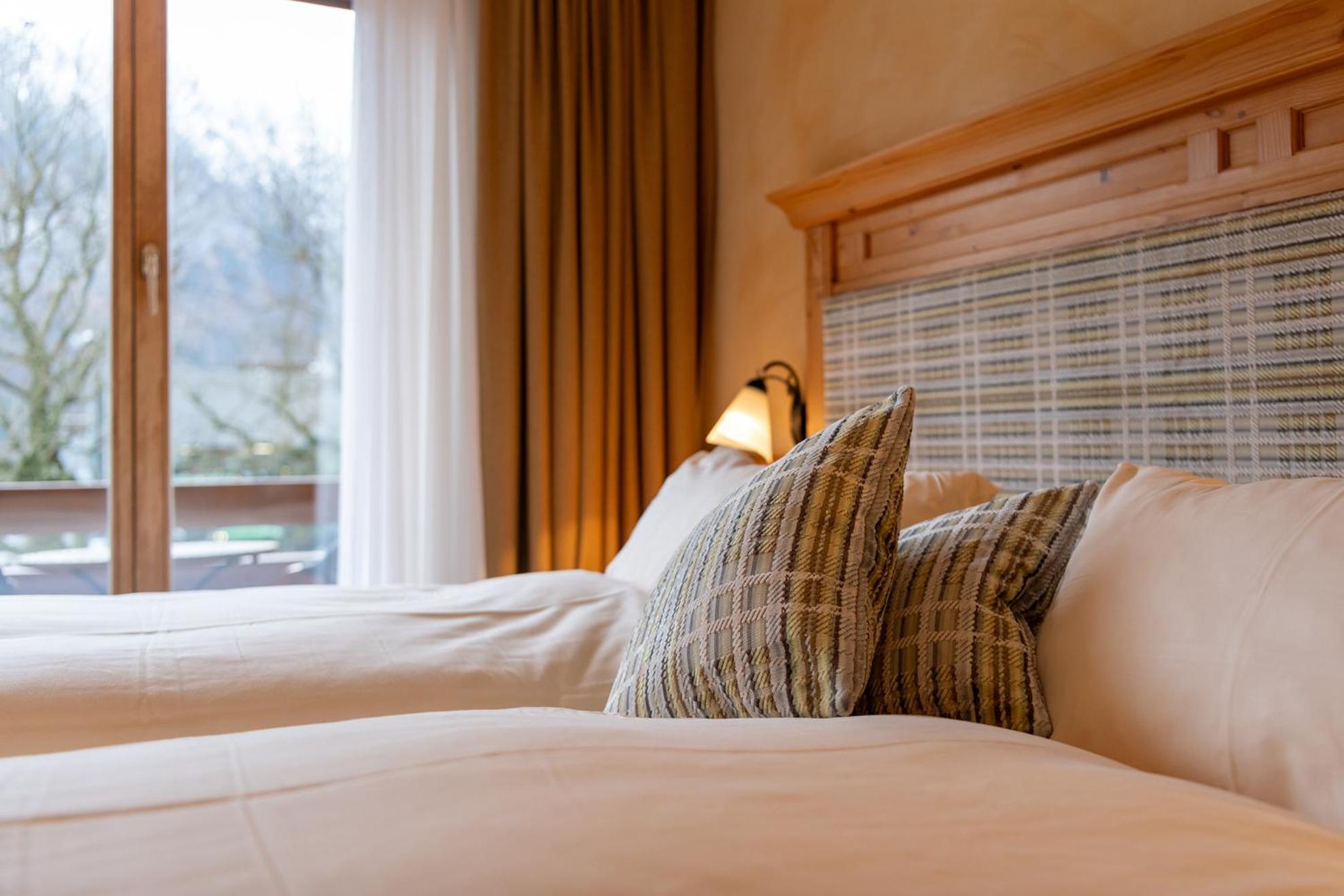 Salzano Hotel - Spa - Restaurant Unterseen エクステリア 写真