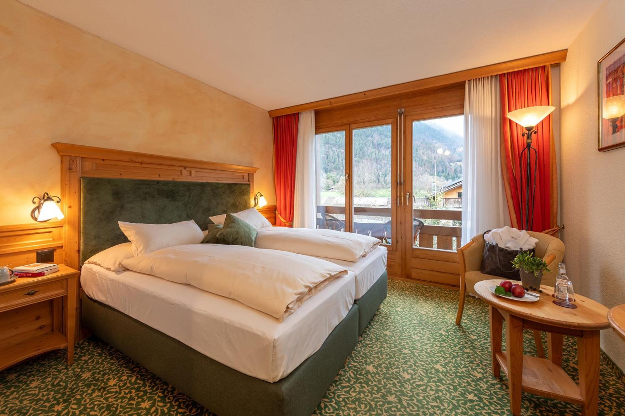 Salzano Hotel - Spa - Restaurant Unterseen エクステリア 写真